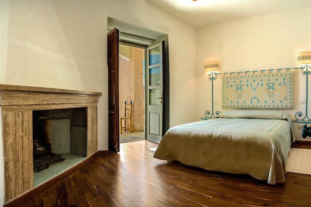 Omu Axiu Hotel Orroli Cameră foto